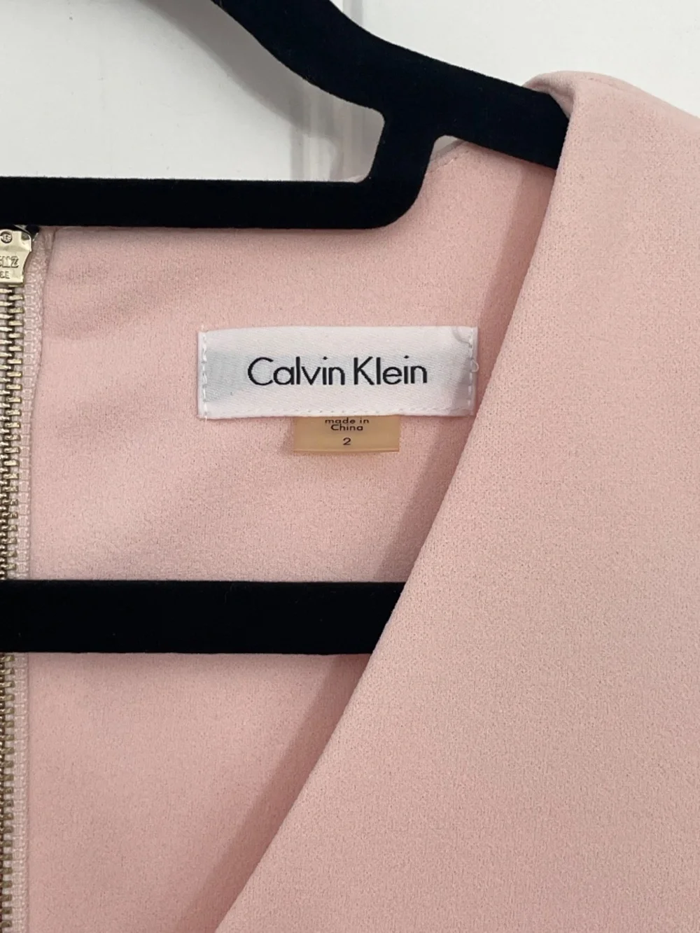 Calvin Klein Light Pink V-Neck Fit & Flare Flutter Sleeve Dress Size 2